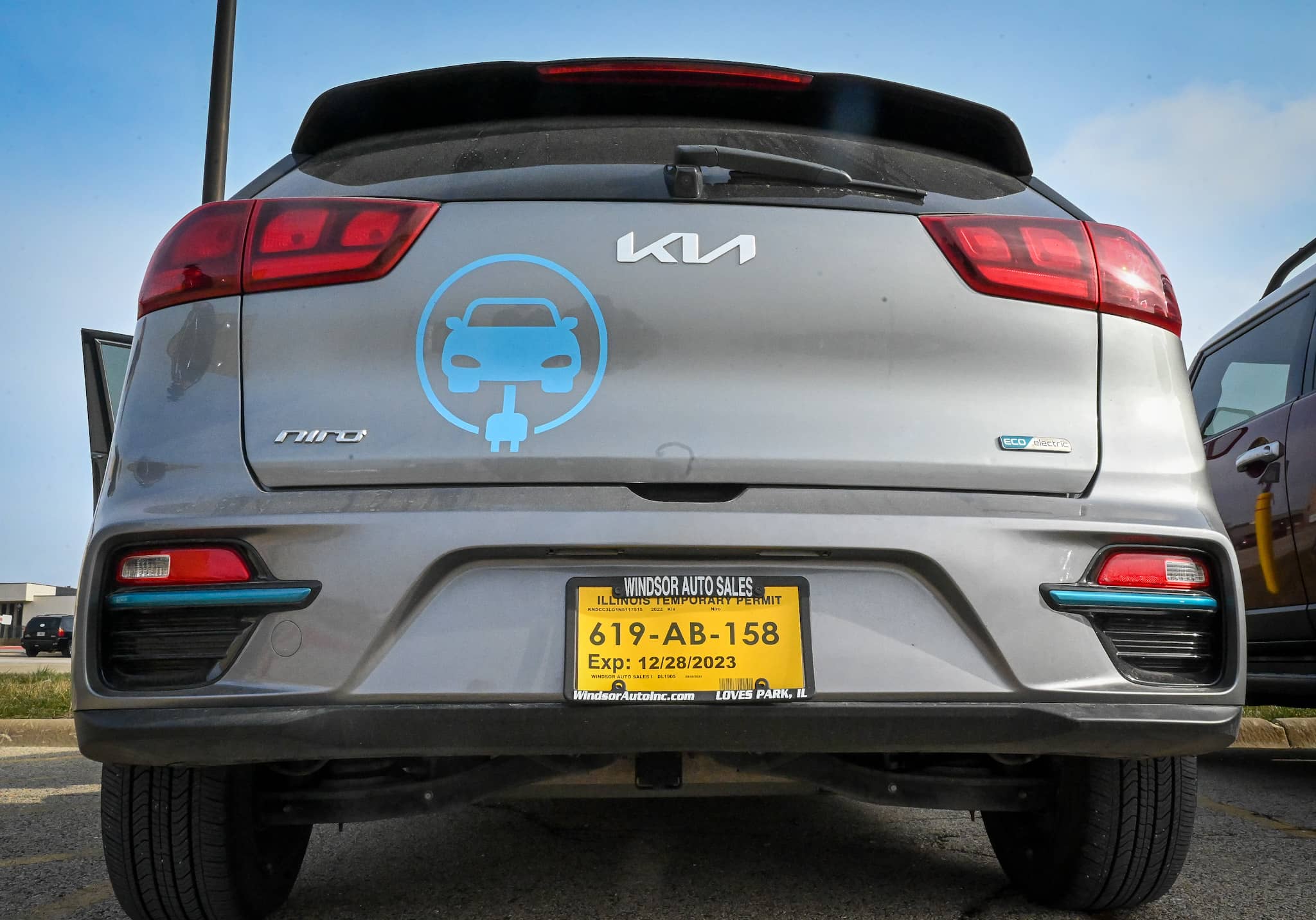Rockford schools electric vehicles